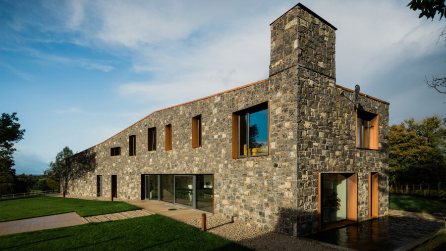 Patrick Bradley Architects Fort House Modern Rural Armagh Barn Inside Outside Spaces Vernacular Stone Glazing Contemporary Cool Northern Ireland Irish 4