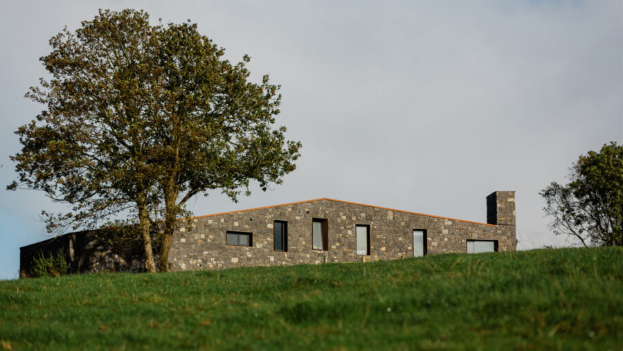 Patrick Bradley Architects Fort House Modern Rural Armagh Barn Inside Outside Spaces Vernacular Stone Glazing Contemporary Cool Northern Ireland Irish 6